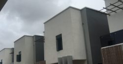 Tastefully Finished 5 Bedrooms Contemporary Detached House with Swimming pool