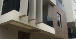 Tastefully Finished 5 Bedrooms Contemporary Detached House with Swimming pool