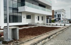 Exquisitely Built 6 Bedroom Contemporary Detached with 2 Room Bq