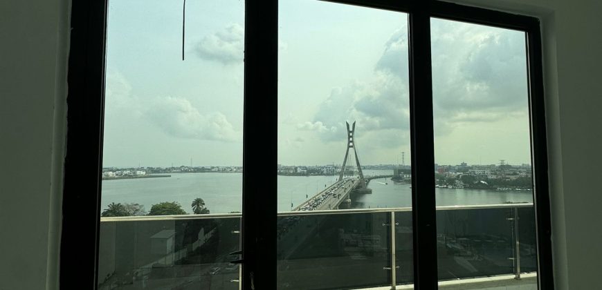 Super Luxury 4 Bedroom Ultra Modern Apartment with Panoramic Skyline