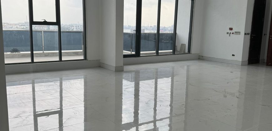 Super Luxury 4 Bedroom Ultra Modern Apartment with Panoramic Skyline