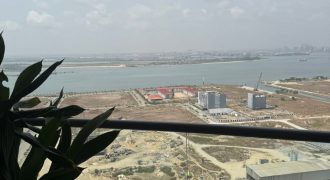 Exquisite Luxury 4BR Apartment with a View on 24th Floor