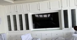 Exquisite Luxury 4BR Apartment with a View on 24th Floor