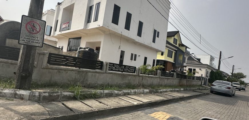 Luxury Residential 1200sqm Land in Secured and Serviced Estate